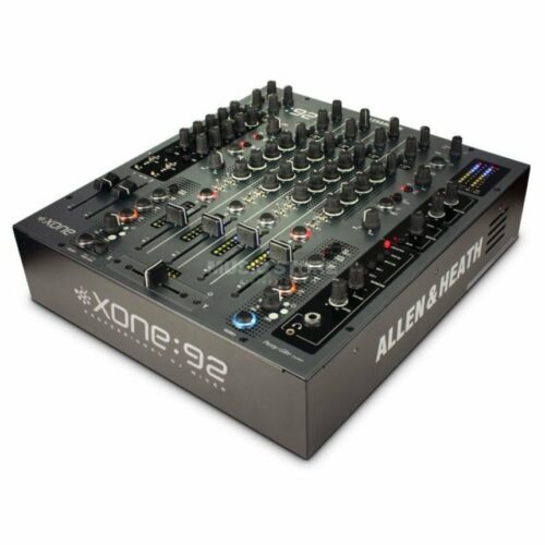 Allen & Heath Xone 92 Mixeur 4 canaux, rack de montage inclus